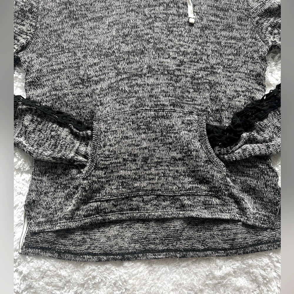 Aeropostale Black and White Cowl Neck Sweater Hoodie. Airy w beautiful accent - Picture 8 of 15